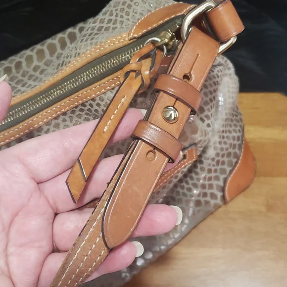 Dooney & Bourke Olive Green Snake Embossed Erica Large Shoulder Bag Purse - Picture 11 of 14